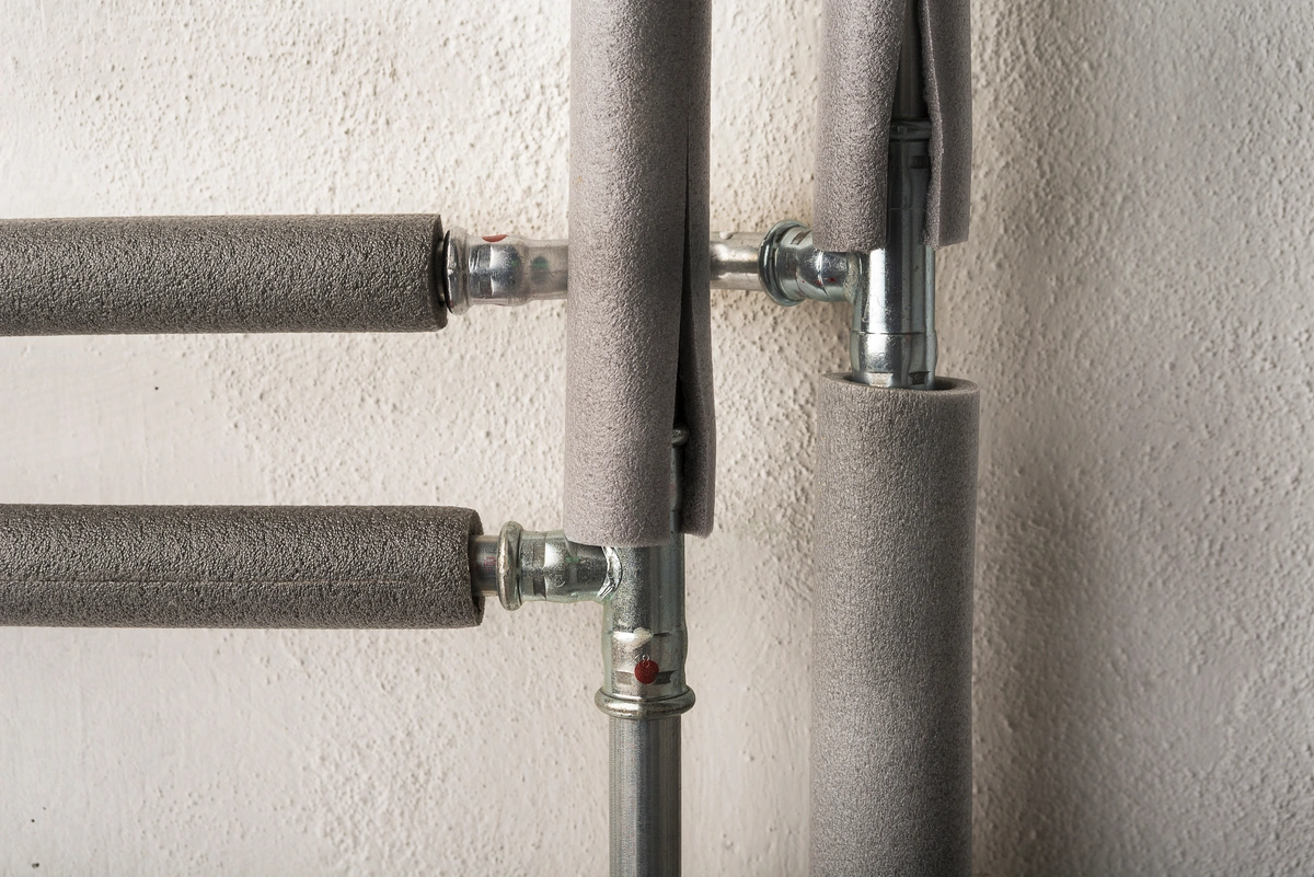 insulating pipes with foam